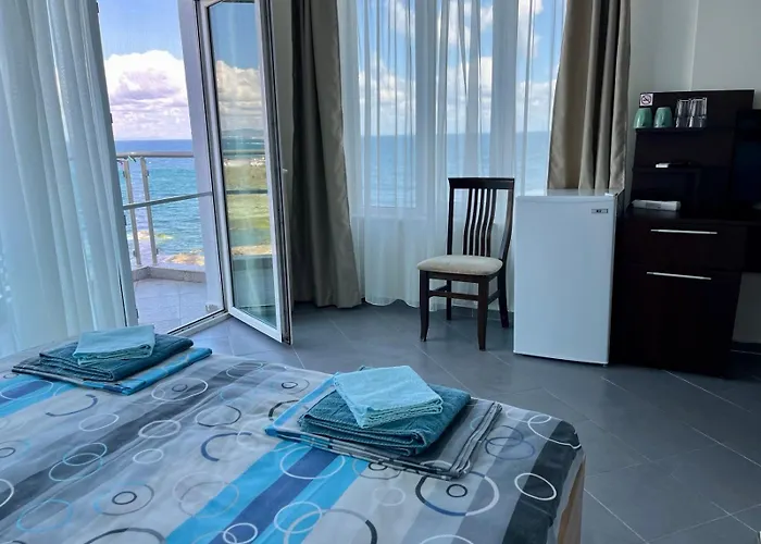 арапя Hotel Tsarevo